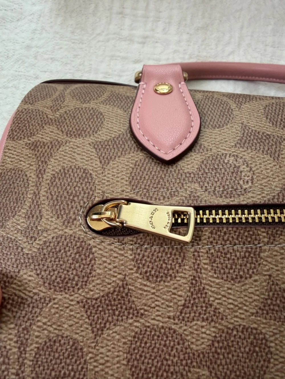 Coach Rowan Satchel Signature Canvas - Picture 9 of 16